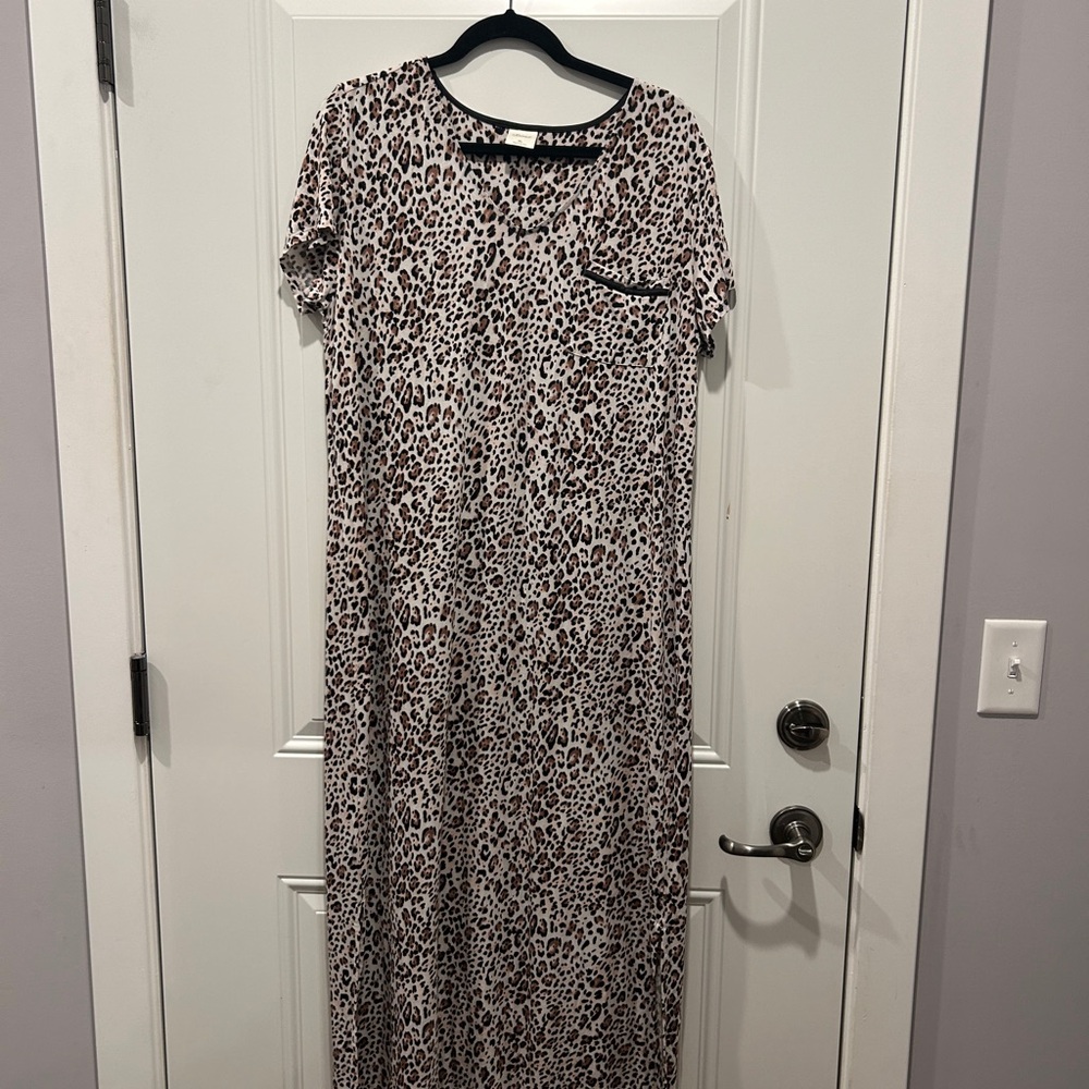 Soma Cool Nights short sleeve long nightgown.